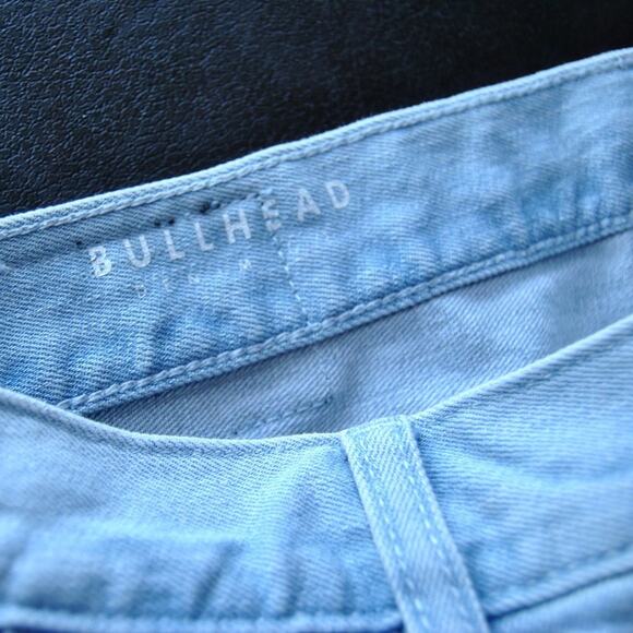 Bullhead Skinny Fit Light Blue Jeans Size: 28x30 - Picture 3 of 6
